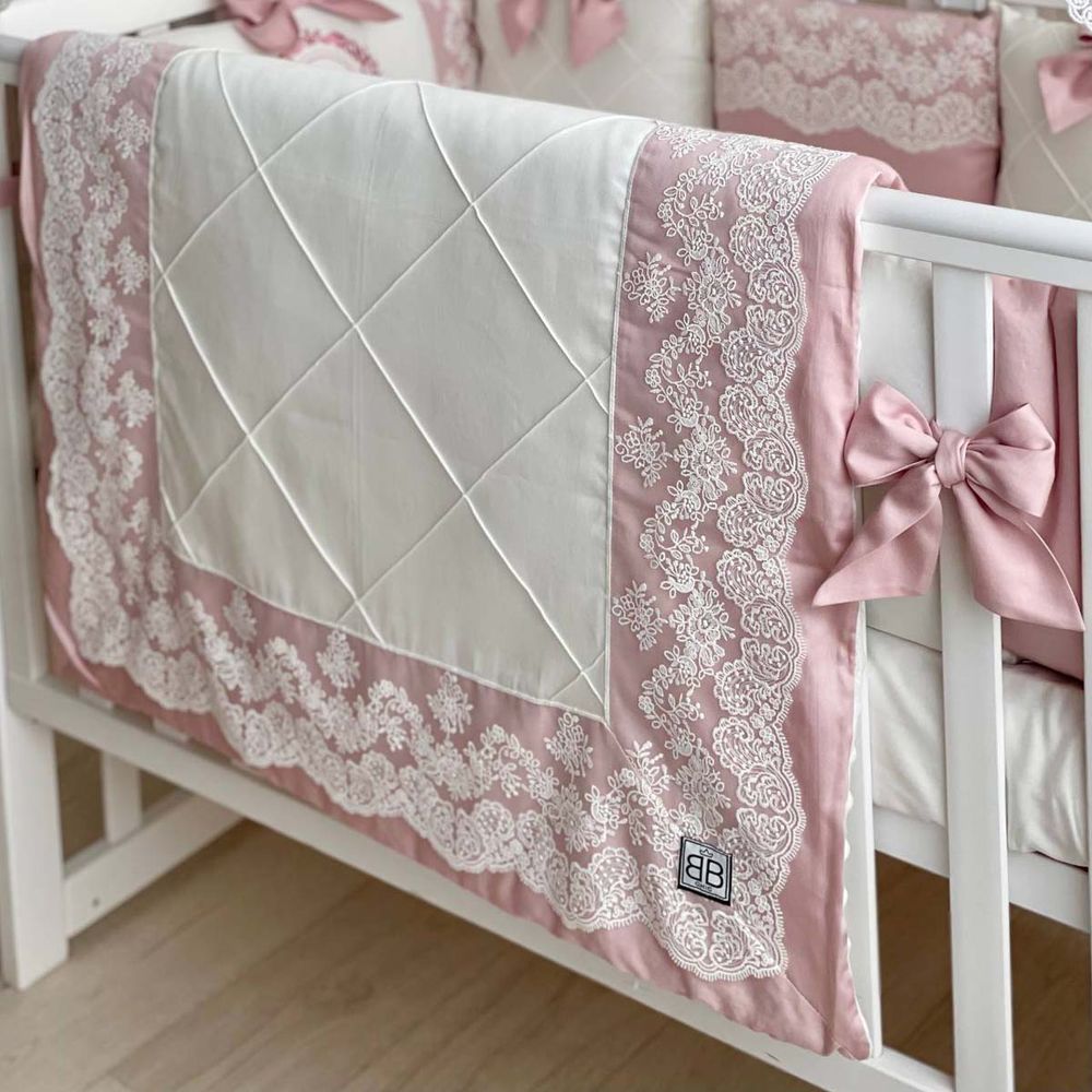 Сатиновый постельный комплект для новорожденных с бортиками