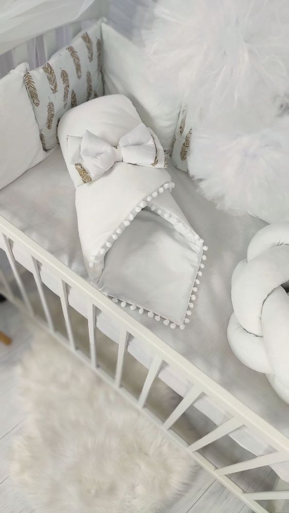 Дитячий комплект постільної білизни в ліжечко для новонароджених з балдахіном Перлина молочний
